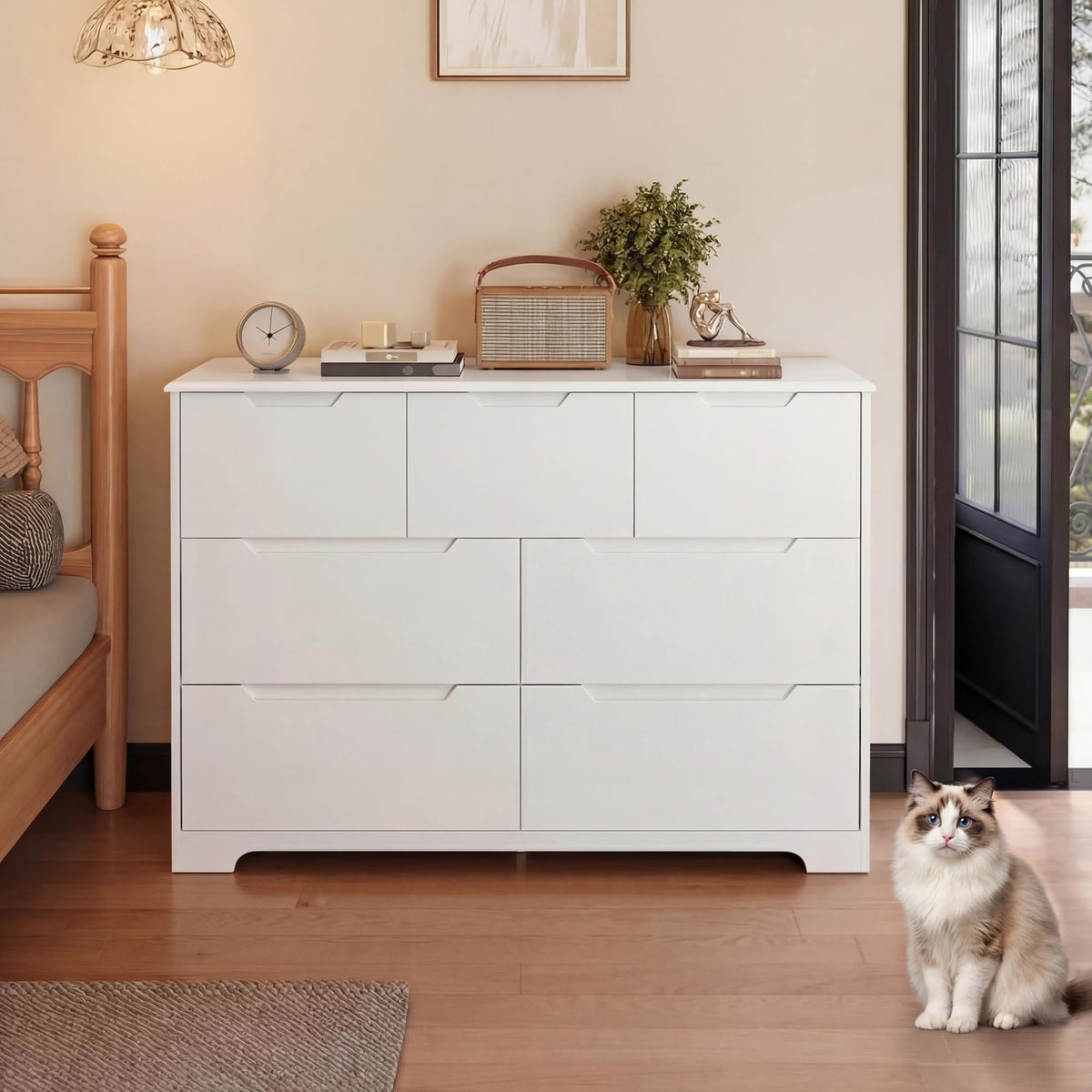 White 7 Drawer Dresser F40939