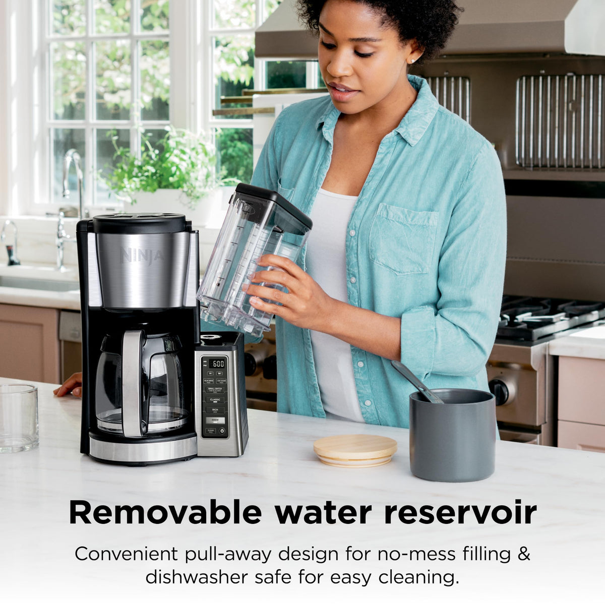 12 Cup Glass Carafe Stainless Steel Coffee Maker O886803