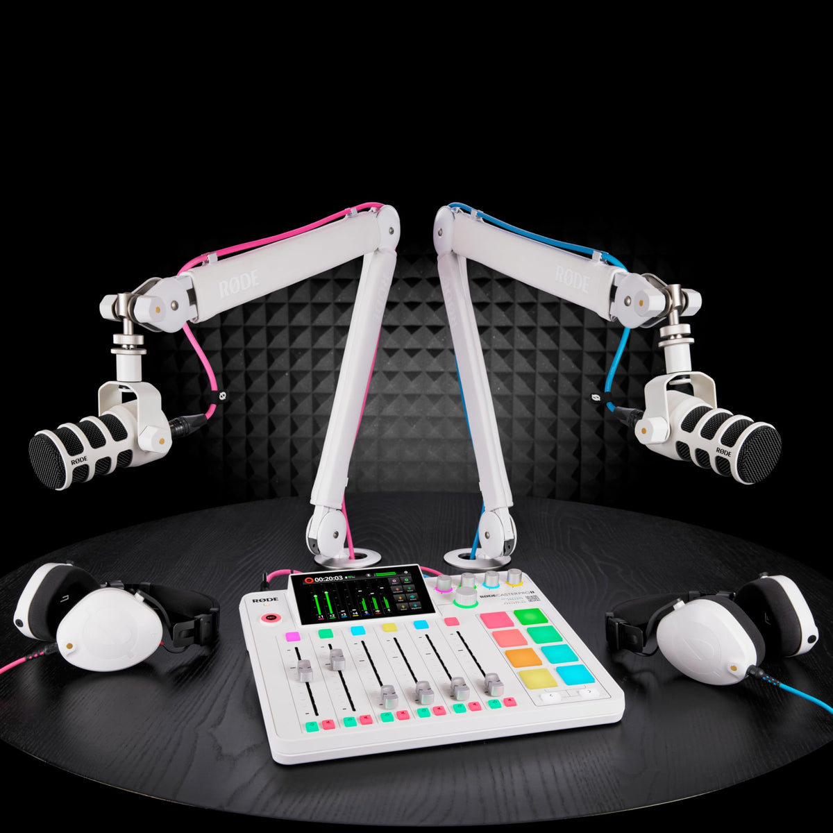 White Cardioid Dynamic Broadcast Microphone Pair J166039